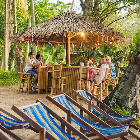 Baan Mai Beachfront Lone Island プーケット エクステリア 写真