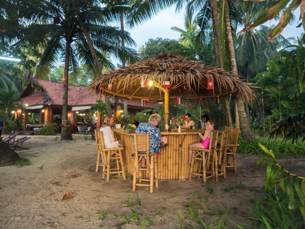 Baan Mai Beachfront Lone Island プーケット エクステリア 写真