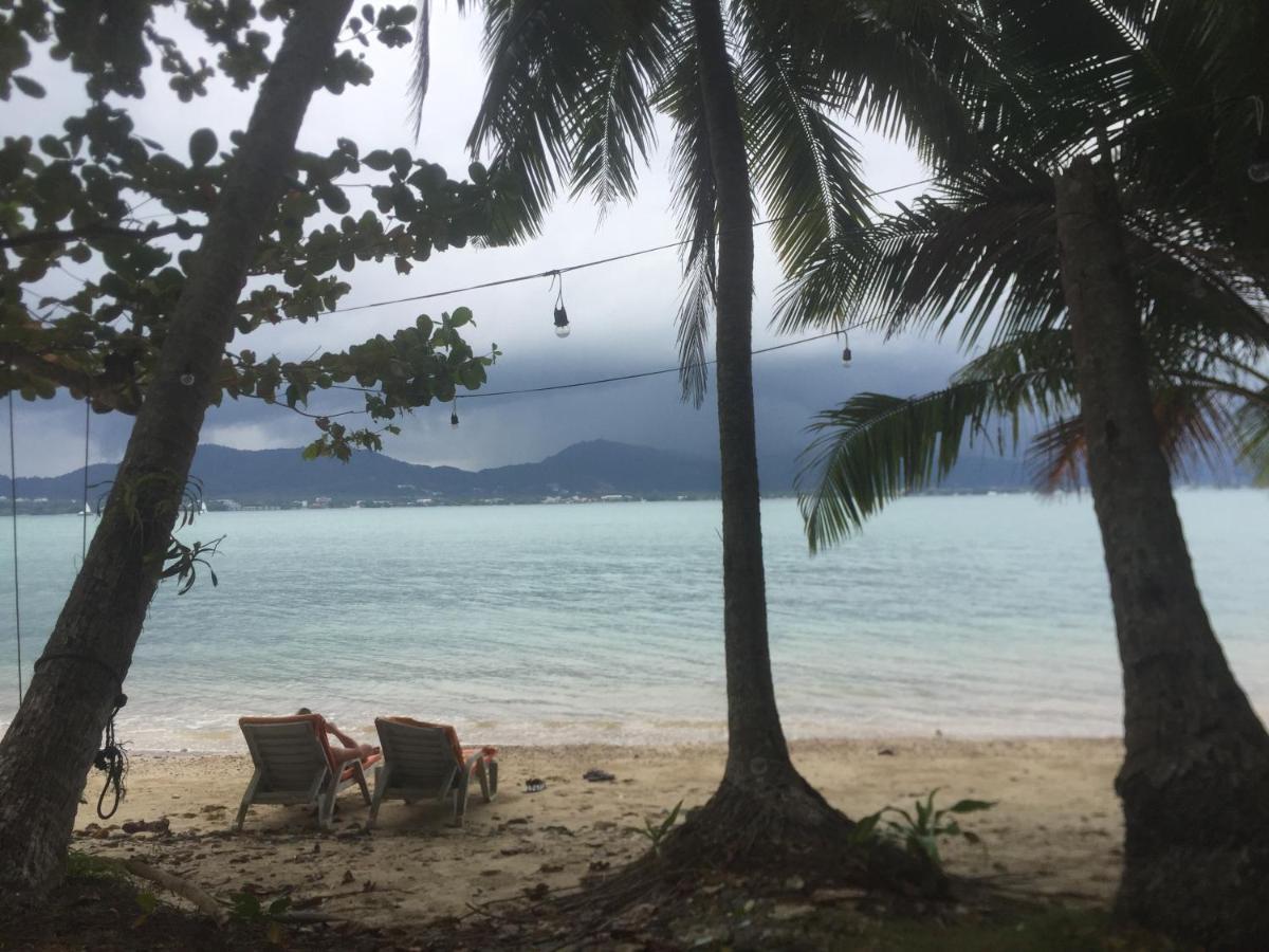 Baan Mai Beachfront Lone Island プーケット エクステリア 写真